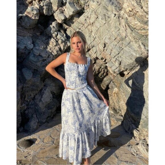 House of CB Blue and White Floral Corset Top - Picture 15 of 16